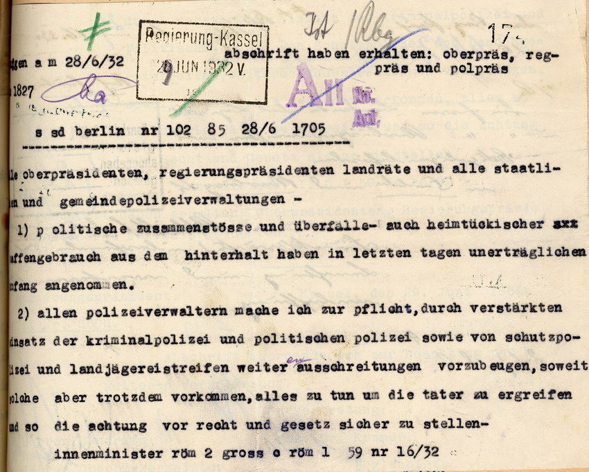 Mitteilung Innenminister (1) Bild zum Dokument Mitteilung des Innenministers, dass politische Zusammenstöße i