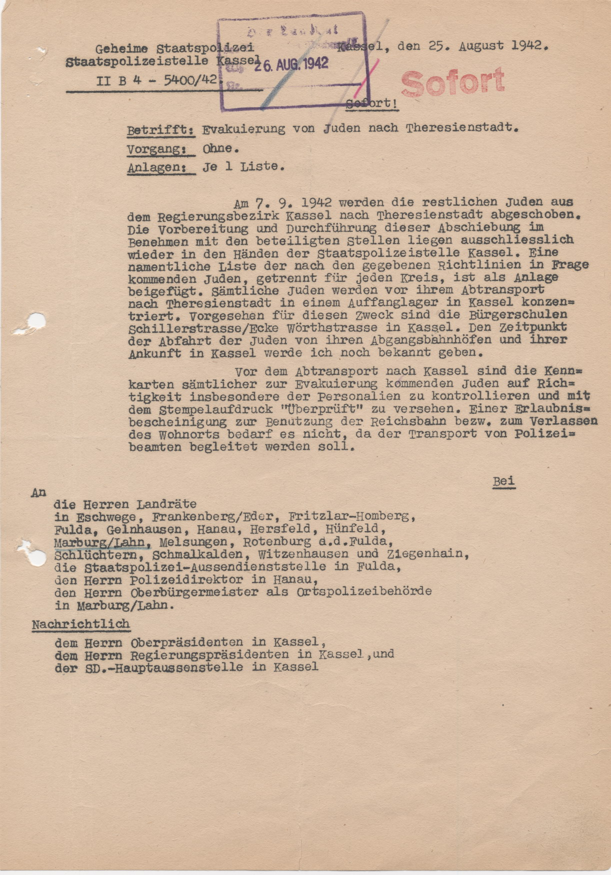 Schreiben der Geheimen Staatspolizei Kassel an die Landräte des Regierungsbezirkes Kassel, betreffend der letzten Judenevakuierung, Kassel 25.08.1942
