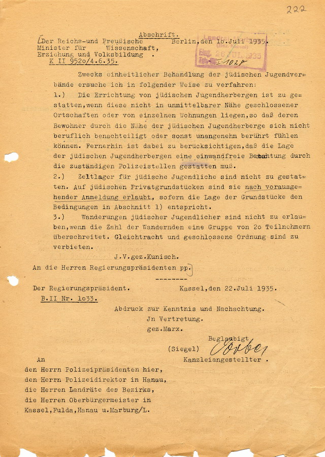 Der Reichs- und Preußische Minister für Wissenschaft, Erziehung und Volksbildung an die Regierungspräsidenten, die einheitliche Behandlung jüdischer Jugendvereine betreffend, 10. Juli 1935.