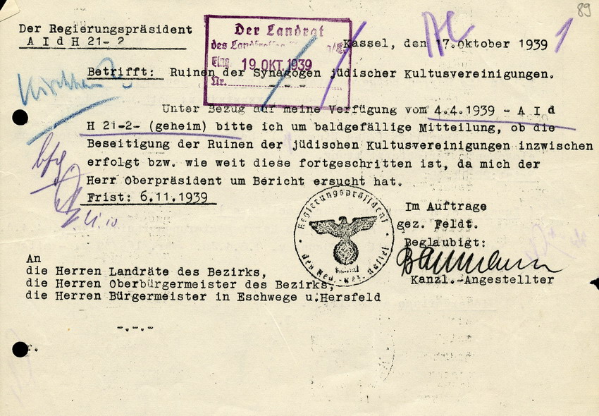 Verfügung des Regierungspräsidenten in Kassel betreffend Mitteilung über die Beseitigung der Ruinen jüdischer Kultusvereinigungen, 17. Oktober 1939.
