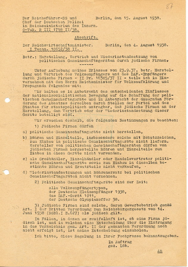 Schreiben der Reichsführer SS aus Berlin die Herstellung, den Vertrieb und die Wiederinstandsetzung von politischen Gemeinschaftsgeräten durch jüdische Firmen betreffend, 15. August 1938