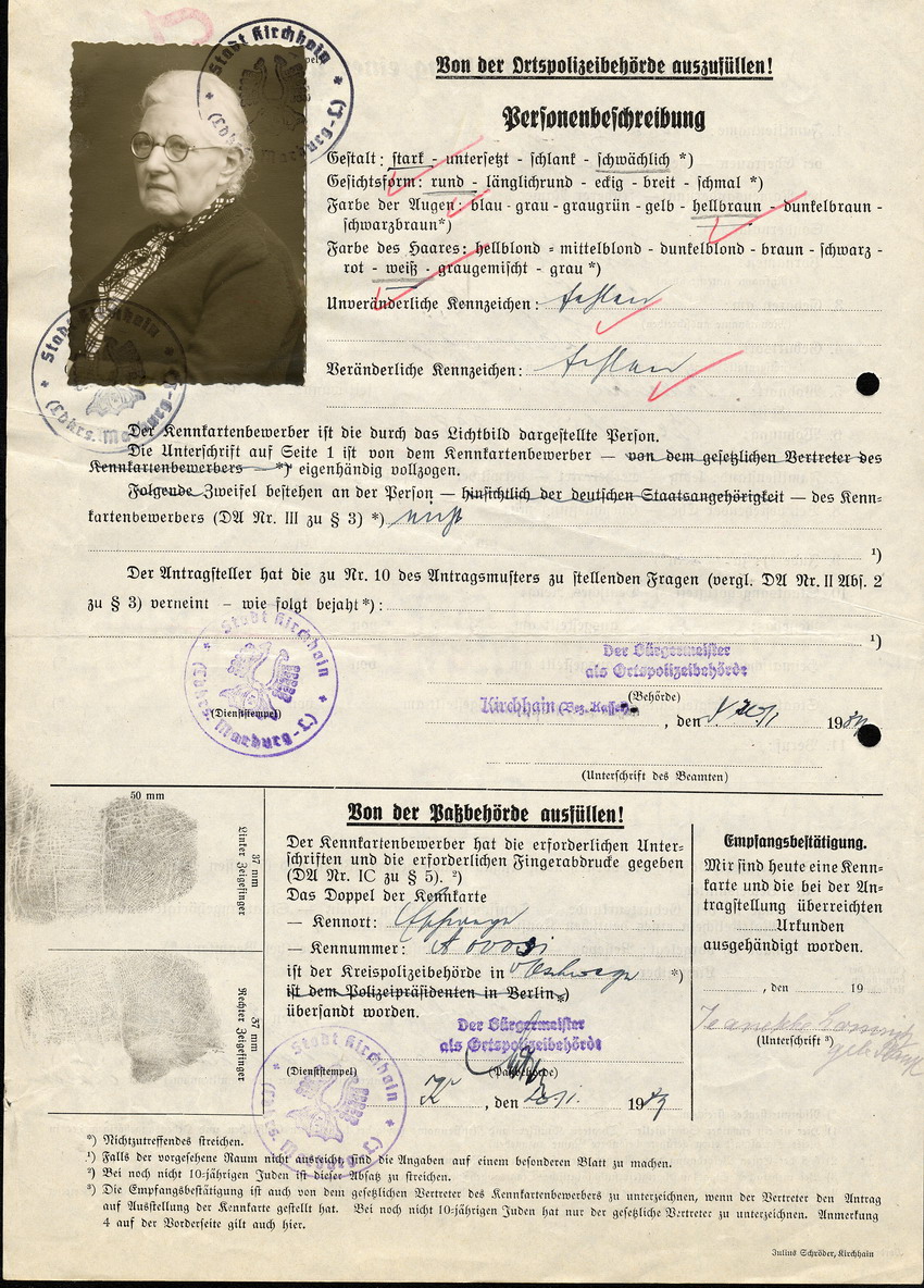 Antrag auf Ausstellung einer Kennkarte von Jeanette Lomnitz, geb. Plaut, in Kirchhain vom 21. Dezember 1938