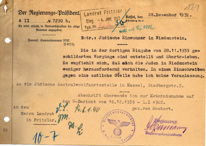 Schreiben des Regierungspräsidenten in Kassel an den Landrat in Fritzlar. Die Juden in Niederstein sollen sich "weniger herausfordernd verhalten", um weitere Eskalationen zu vermeiden, 28. Dezember 1939