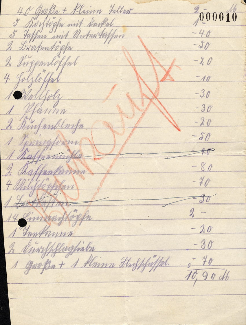Verkaufsliste von Gegenständen der jüdischen Einwohnerin Frau Stumpf aus Kirchhain. 1942