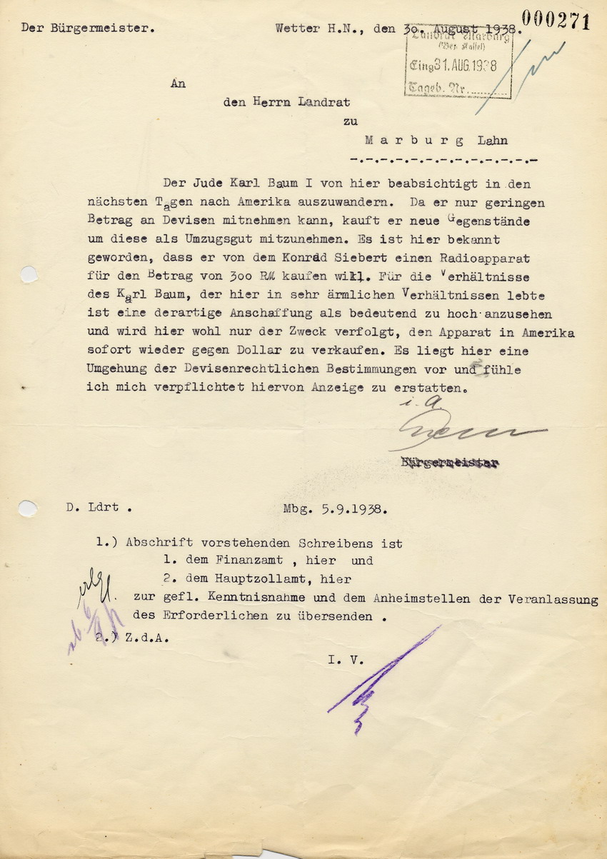 Schreiben des Bürgermeisters von Wetter an den Landrat in Marburg betreffend Erstattung einer Anzeige gegen den Juden Karl Baum, 30. August 1938.