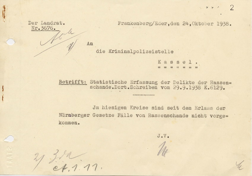 Schreiben des Landrats in Frankenberg an die Kriminalpolizeidienststelle in Kassel. Meldung über "rassische" Straftaten, 24. Oktober 1938