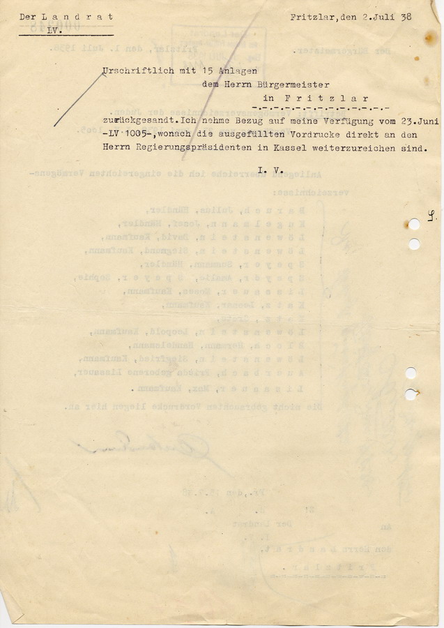 Schreiben des Bürgermeisters in Fritzlar an den Landrat in Fritzlar. Vermögensverzeichnisse jüdischer Bürger, 1. Juli 1938