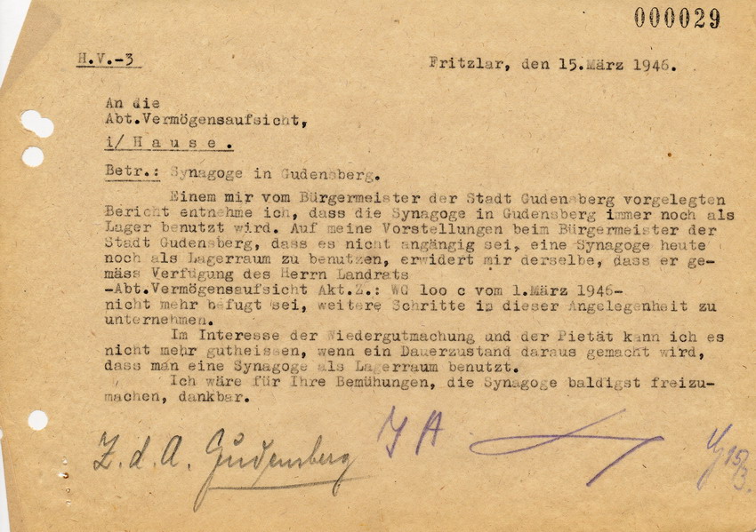Schreiben des Landrats in Fritzlar an die Abteilung Vermögensaufsicht in Fritzlar. Die Synagoge in Gudensberg soll nicht mehr als Lager eingesetzt werden, 15. März 1946