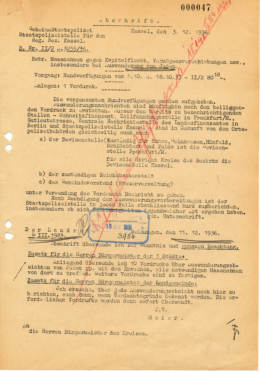 Rundverfügung der Staatspolizeistelle für den Regierungsbezirk Kassel betreffend Benachrichtigung bei Auswanderungsvorbereitungen, 3. Dezember 1936.