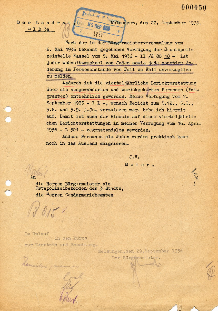 Schreiben des Landrats in Melsungen betreffend Meldung von u. a. Wohnsitzwechseln von Juden, 22. September 1936.