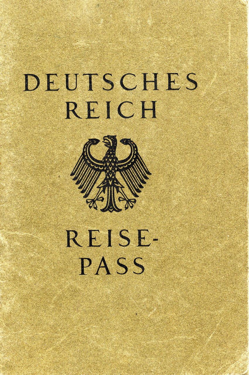 Reisepass von Paula Levy, gültig vom 14. Mai 1934 bis 13. Mai 1939.
