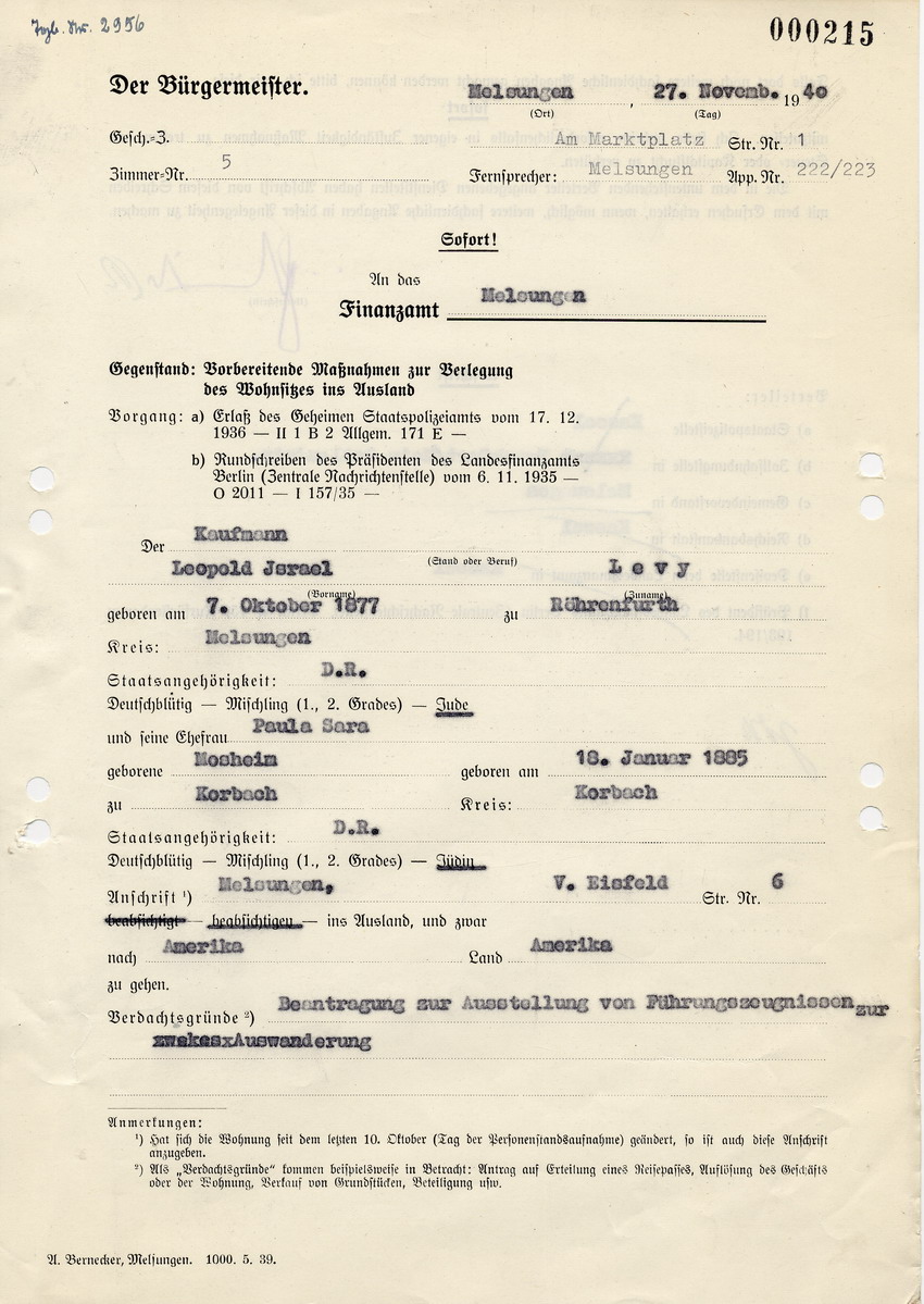 Vom Melsunger Bürgermeister ausgestelltes Formular für das Finanzamt Melsungen betreffend Auswanderung des jüdischen Ehepaares Leopold und Paula Levy, 27. November 1940.