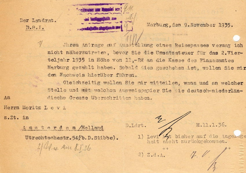Landrat Marburg an den jüdischen Schneider Moritz Levi in Amsterdam betreffend Reisepass und vorangehende Grenzüberquerung von Deutschland nach Niederlande. Marburg, 09. November 1935