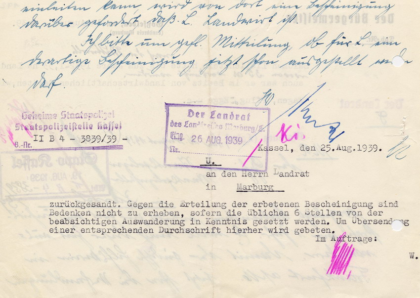 Urschriftliches Korrespondenzschreiben zwischen dem Landrat in Marburg und der GeStapo - Stelle in Kassel betr. die Formalitäten zur  Auswanderung des inhaftierten Juden Lielienstein, 14. - 25. August 1939