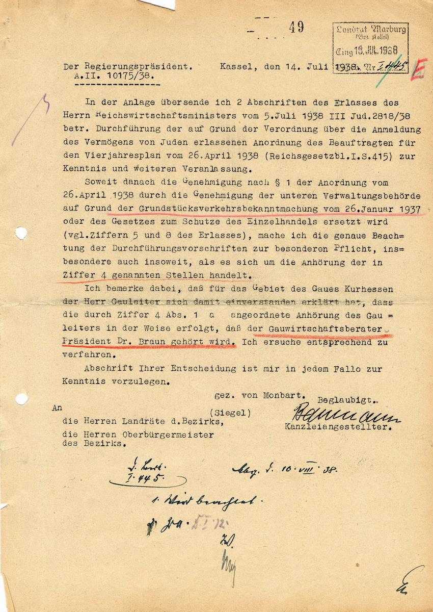 Regierungspräsident in Kassel an die Landräte und Oberbürgermeister des Bezirks betreffend den Erlass des Reichswirtschaftsministers Funk vom 05. Juli 1938 bezüglich Angabe des Vermögens von Juden. Kassel, 14. Juli 1938