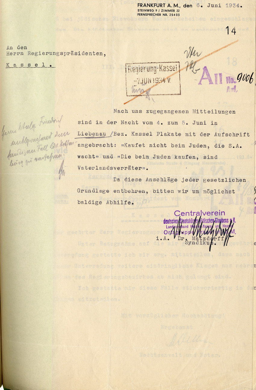 Schreiben der Ortsgruppe Frankfurt am Main des Cenralvereins Deutscher Staatsbürger jüdischen Glaubens an den Regierungspräsidenten in Kassel wegen zum Boykott aufrufender Plakate in Liebenau, Bezirk Kassel, 06. Juni 1934.