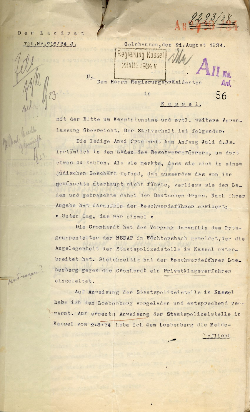 Berichtschreiben des Landrates in Gelnhausen an den Regierunspräsidenten in Kassel betr. die Meldepflicht des jüdischen Kaufmannes Loebenberg in Wächtersbach wegen dessen Privatklage gegen die Kudin Cronhardt, 21. August 1934.