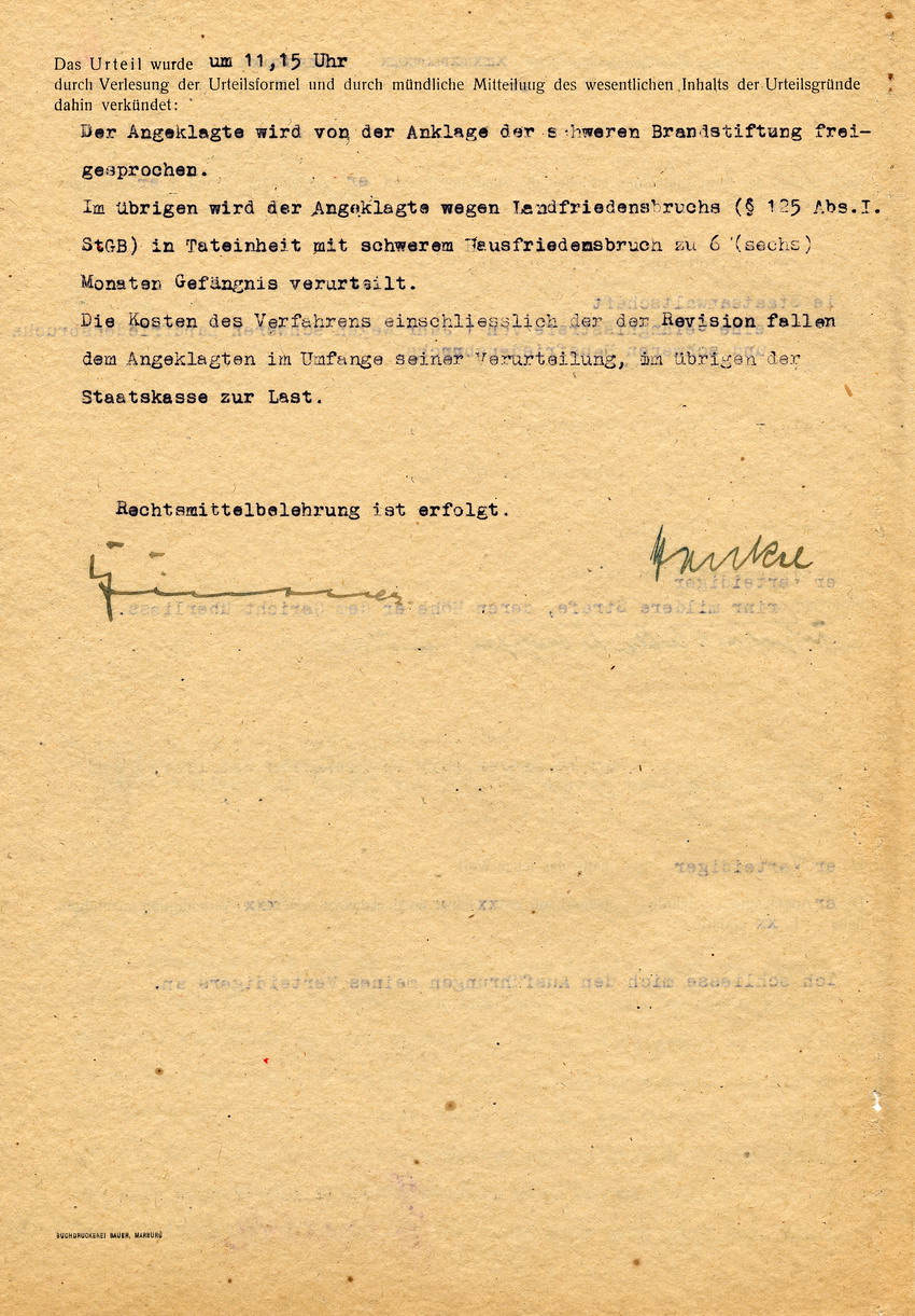 Mitschrift zur Sitzung der Strafkammer des Landgerichts Marburg betreffend die Anklage gegen Paul Piscator wegen Brandstiftung an der Synagoge in Marburg. Marburg, 08. Dezember 1948