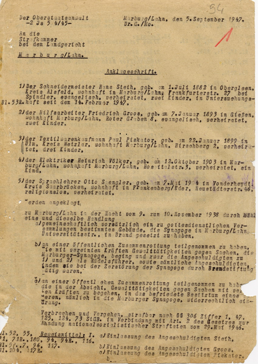 Anklageschrift gegen Hans Steih u.a. wegen Brandstiftung an der Marburger Synagoge u.a. Marburger Oberstaatsanwalt Hadding an die Strafkammer bei dem Landgericht: Marburg, 05. September 1947