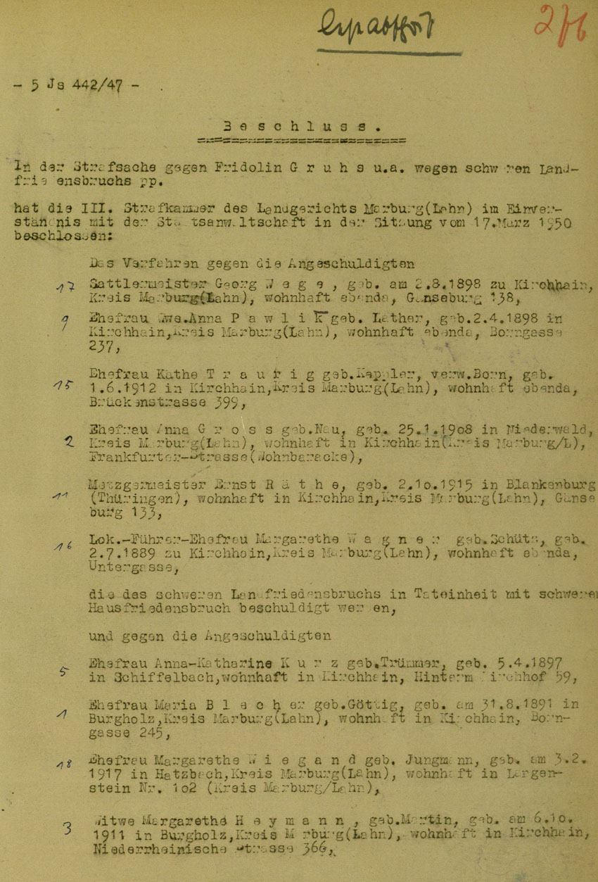 Beschluss der III. Strafkammer des Landgerichts Marburg betreffend Einstellung des Verfahrens gegen Beteiligte der Kirchhainer "Judenaktion" von 1938, 17. März 1950.