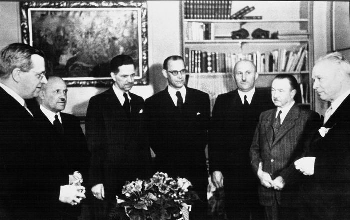 Bild zum Dokument Foto: Kabinett des Ministerpräsidenten Christian Stock